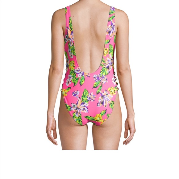 Bathing suit - Picture 2 of 3